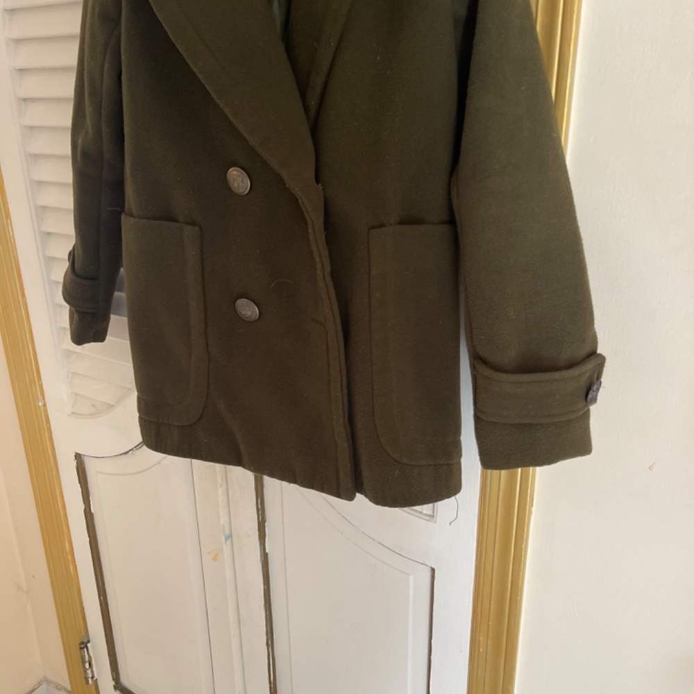 Burberry coat - Picture 3 of 3